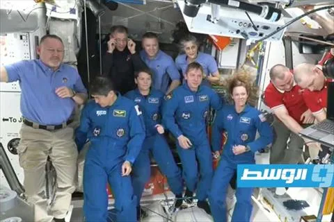 عودة طاقم “كرو 10” إلى كوكب الأرض بعد قضاء خمسة أشهر في الفضاء عودة طاقم “كرو 10” إلى كوكب الأرض بعد قضاء خمسة أشهر في الفضاء