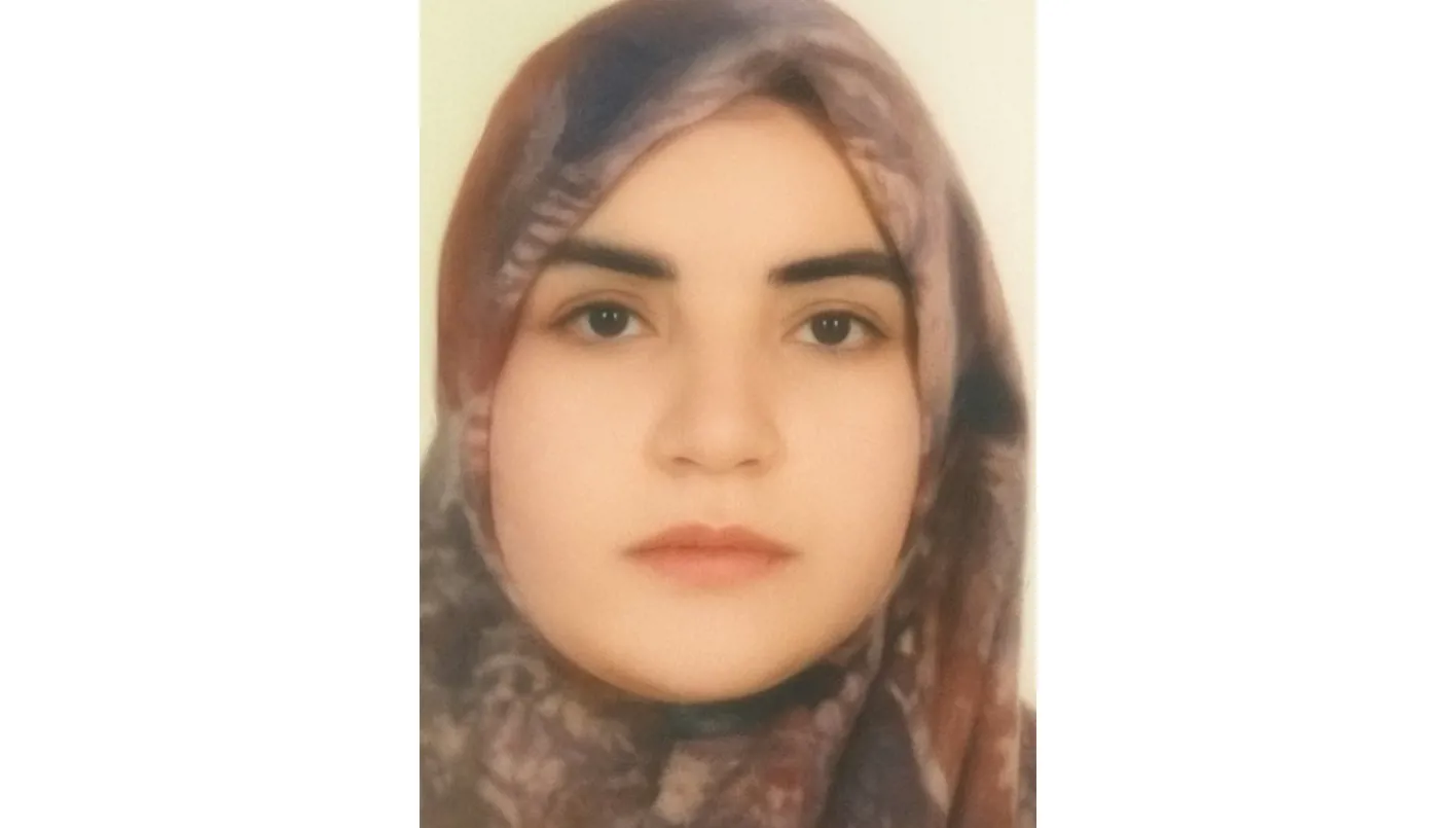 غادرت ديانا عبد الرحيم العبيد منزل زوجها في منطقة شكّا برفقة طفلتها ولم ترجع. هل لديكم معلومات عن مكانها؟ غادرت ديانا عبد الرحيم العبيد منزل زوجها في منطقة شكّا برفقة طفلتها ولم ترجع. هل لديكم معلومات عن مكانها؟