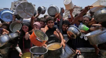 فرنسا تُرسل 40 طنًا من المعونات الإنسانية إلى غزة