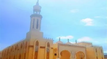 في 8 محافظات، وزارة الأوقاف تفتتح 14 مسجداً اليوم الجمعة كجزء من جهودها لإعادة بناء دور العبادة