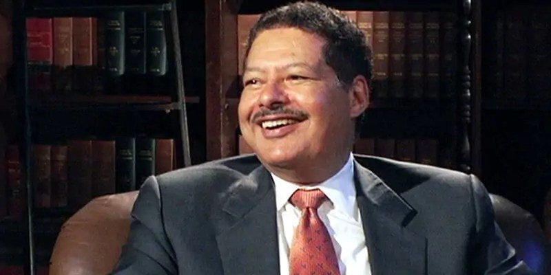 ذكرى وفاة أحمد زويل