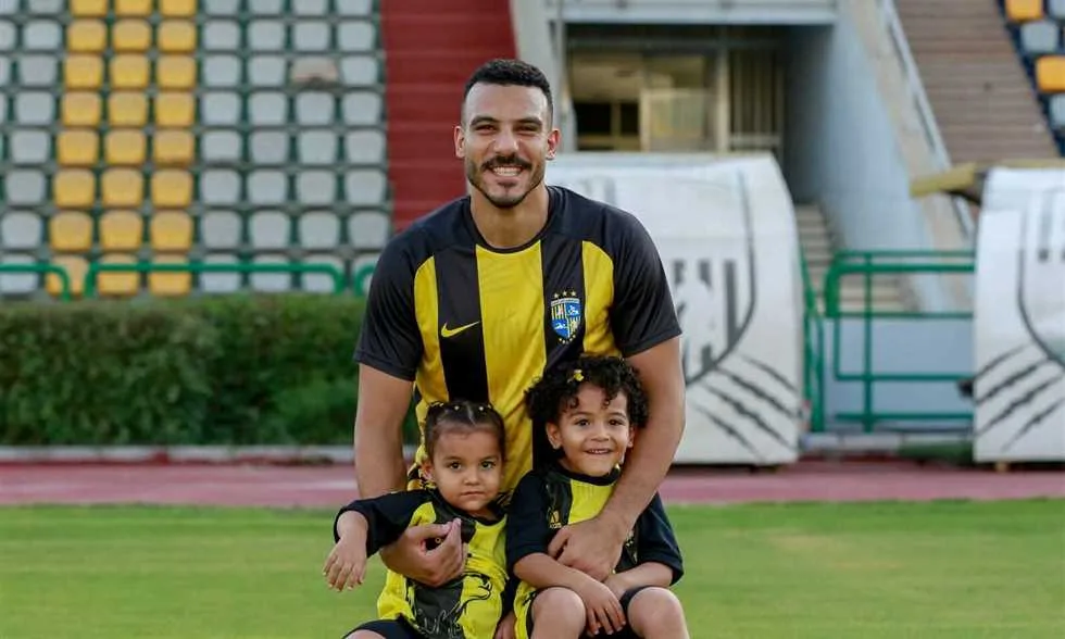 في عهد إيهاب جلال، المقاولون العرب يتعاقد مع شكري نجيب