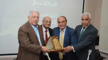 في ندوة فكرية.. اللواء سمير فرج: “الرئيس السيسي يواجه تحديات صعبة وموقفه تجاه فلسطين شجاع”