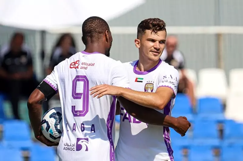 في ودية ثانية.. العين الإماراتي يتغلب على إلتشي الإسباني في ودية ثانية.. العين الإماراتي يتغلب على إلتشي الإسباني