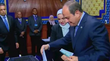 فيديو: الرئيس السيسي يُشارك في التصويت لانتخابات مجلس الشيوخ 2025