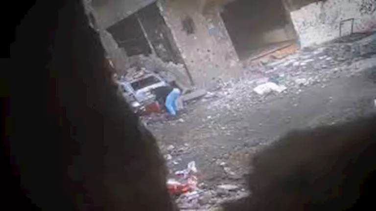 فيديو مروع.. قصف إسرائيلي لطفلة فلسطينية أثناء ملئها المياه فيديو مروع.. قصف إسرائيلي لطفلة فلسطينية أثناء ملئها المياه