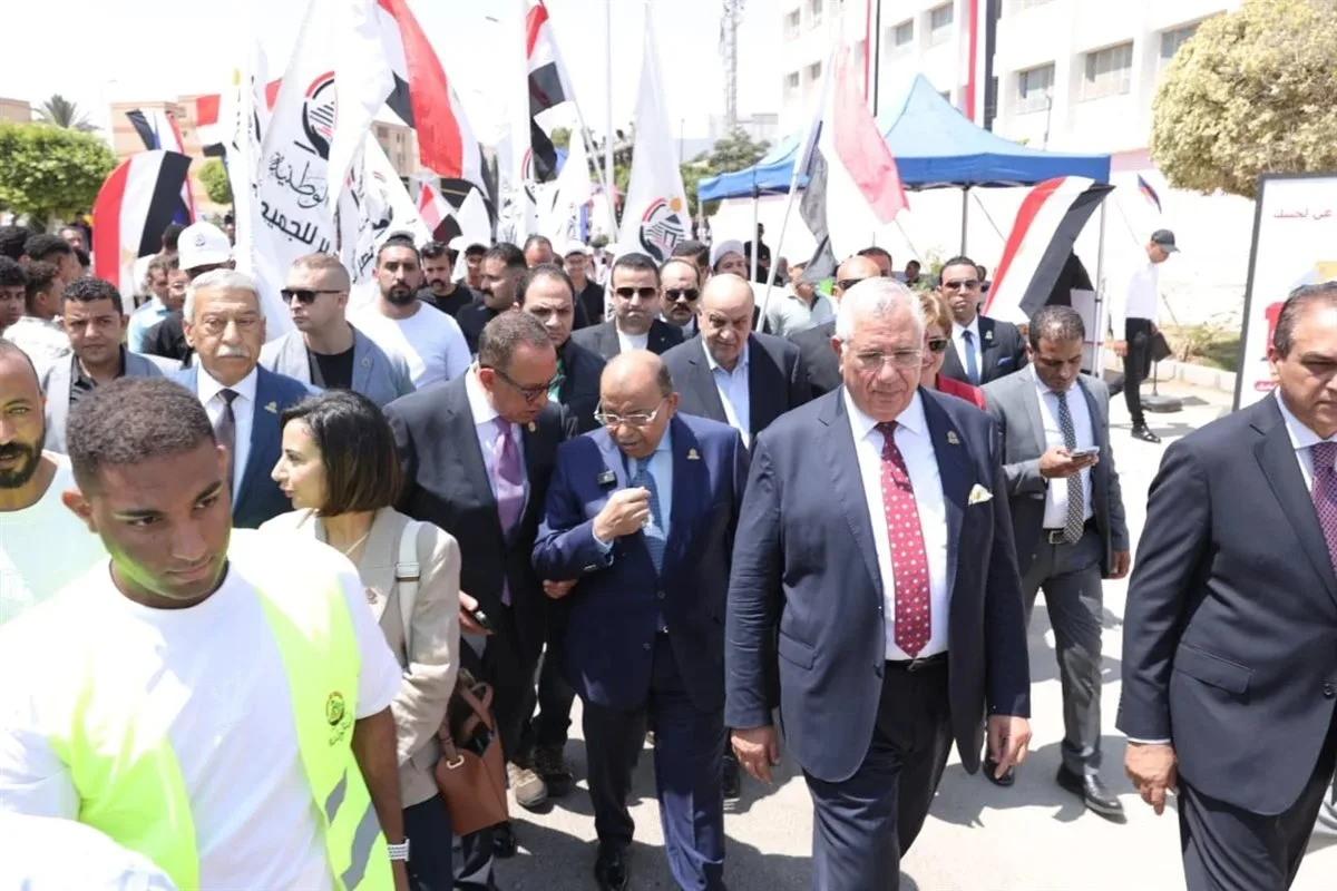 قيادات “الجبهة الوطنية” يقومون بجولة ميدانية لمراقبة انتخابات الشيوخ في القاهرة.. صور قيادات “الجبهة الوطنية” يقومون بجولة ميدانية لمراقبة انتخابات الشيوخ في القاهرة.. صور