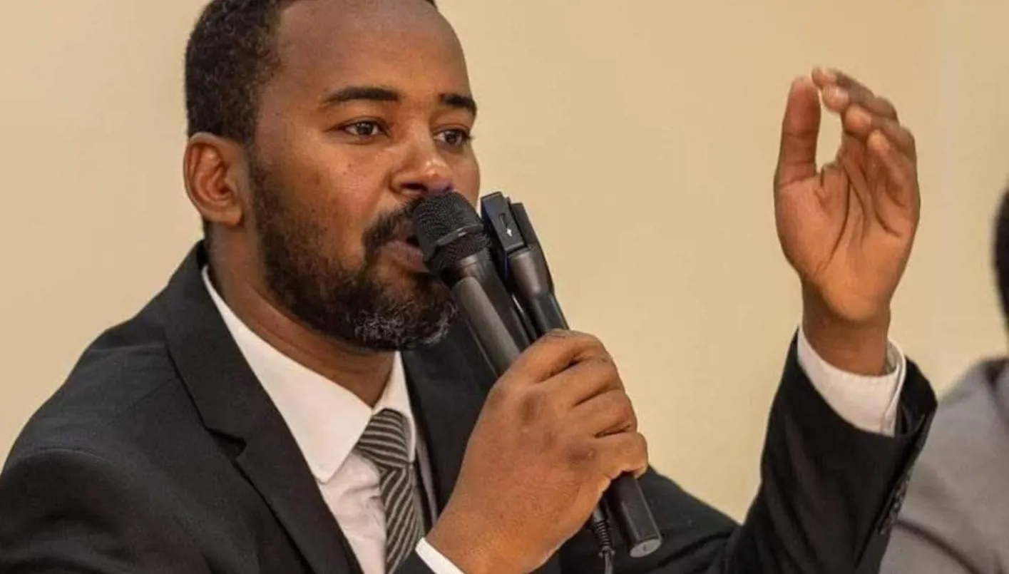 قيادي في تحالف ‘تأسيس’ لـ ‘النهار’: حكومتنا ليست مكلفة بتقسيم السودان وهي تمثل الشعب بشكل شرعي. قيادي في تحالف ‘تأسيس’ لـ ‘النهار’: حكومتنا ليست مكلفة بتقسيم السودان وهي تمثل الشعب بشكل شرعي.