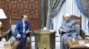 كازاخستان تعيد تأكيد دعوتها لشيخ الأزهر لحضور افتتاح قمة زعماء الأمم.