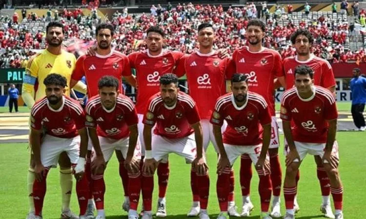 “كاف”: النادي الأهلي في المركز الأول بتصنيف أندية إفريقيا.. وبيراميدز في المركز السادس والزمالك في السابع. “كاف”: النادي الأهلي في المركز الأول بتصنيف أندية إفريقيا.. وبيراميدز في المركز السادس والزمالك في السابع.