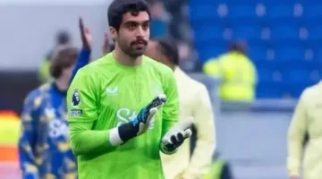 «كان يراقبه عن كثب».. هل سينضم الحارس الإماراتي عبد الله الحمادي إلى مانشستر يونايتد؟