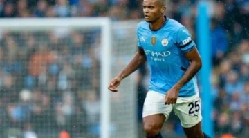 كريستال بالاس يقوم بتقديم عرض للتعاقد مع أكانجي، مدافع مانشستر سيتي.