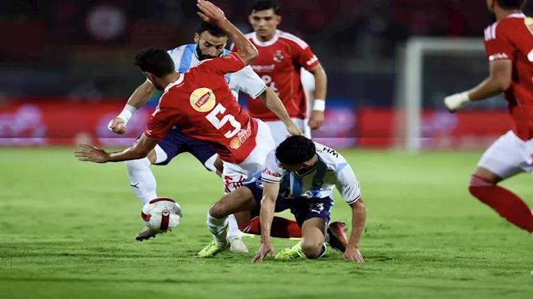 كشف جديد من كشاف اللاعبين حول رفض الأهلي التعاقد مع مدرب ومدافع. كشف جديد من كشاف اللاعبين حول رفض الأهلي التعاقد مع مدرب ومدافع.