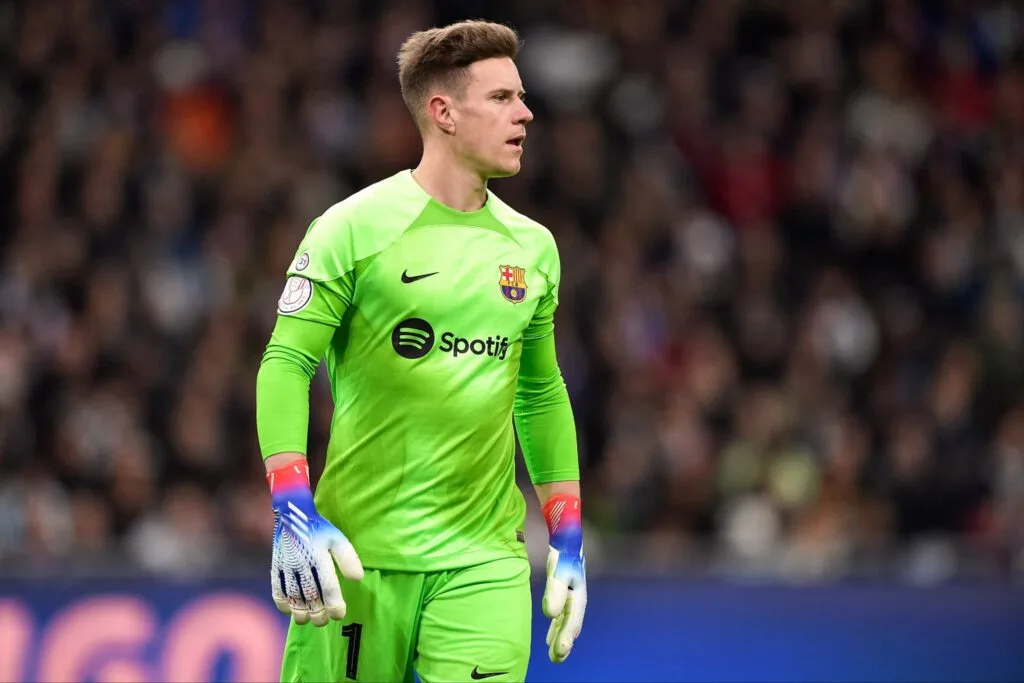 لاعب سابق في برشلونة: لم أتوقع أن تصل أزمة شتيجن إلى هذه المستويات. لاعب سابق في برشلونة: لم أتوقع أن تصل أزمة شتيجن إلى هذه المستويات.