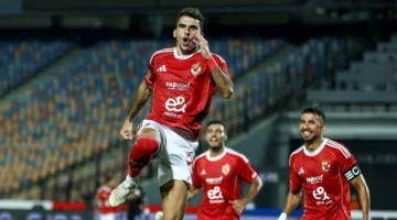 لاعبو الأهلي يكررون احتجاجاتهم ضد ريبيرو قبل مواجهة بيراميدز