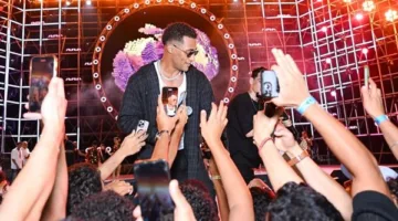 لحظة وفاة فرد نتيجة انفجار في مسرح حفلة محمد رمضان بالساحل الشمالي (فيديو)