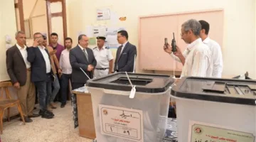لليوم الثاني، محافظ أسيوط يستمر في زياراته الميدانية لمراكز الاقتراع.