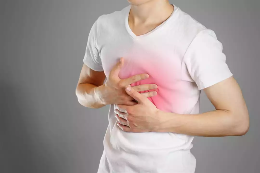 ما هي أسباب تسارع نبضات القلب ليلاً؟ … أعراض قد لا تنتبه إليها ما هي أسباب تسارع نبضات القلب ليلاً؟ … أعراض قد لا تنتبه إليها