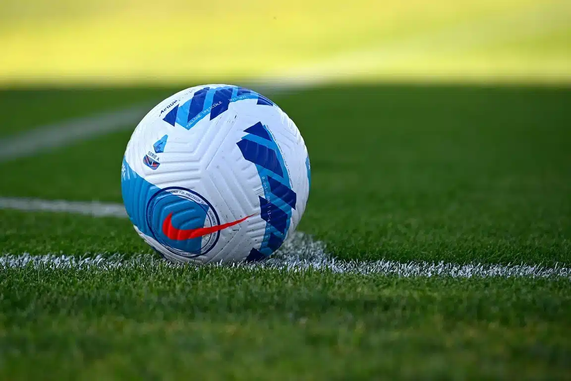 متابعة مباريات الدوري الإيطالي 2026: طرق و تكاليف الاشتراك والبث المباشر متابعة مباريات الدوري الإيطالي 2026: طرق و تكاليف الاشتراك والبث المباشر