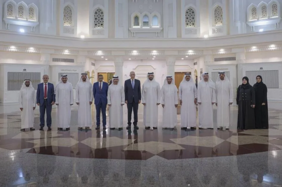 مجلس القضاء وجامعة الشارقة يتعاونان لتعزيز المشاريع البحثية