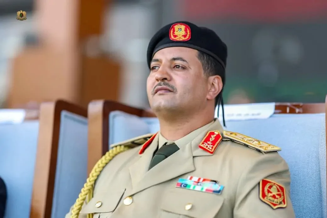 مجلس النواب الليبي يعيّن الفريق أول خالد حفتر رئيساً لهيئة الأركان العامة للقوات المسلحة الليبية.