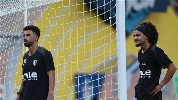 محاضرة تقنية للاعبي الزمالك خلال تدريب اليوم استعداداً لملاقاة سيراميكا كليوباترا.