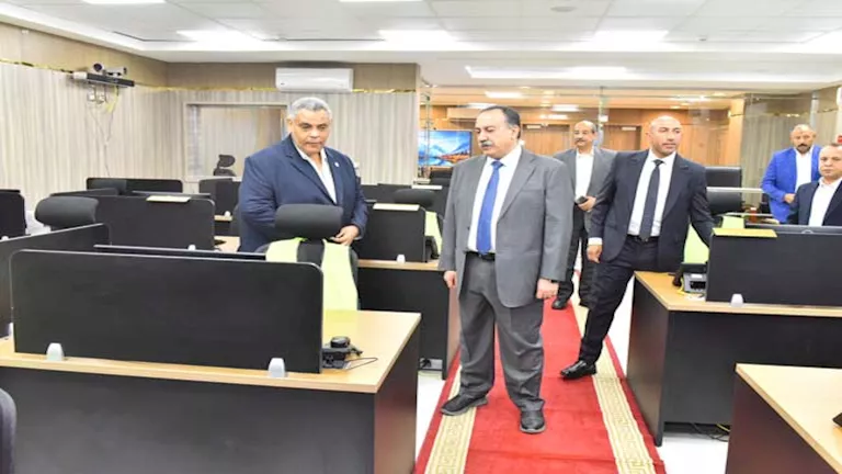 محافظ أسيوط: بدء عمل كافة لجان التصويت في الوقت المحدد دون أي تأخير
