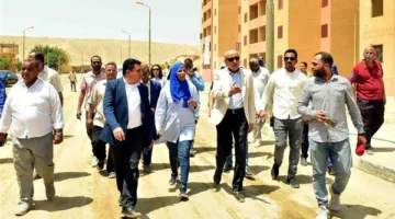 «محافظ الأقصر» يطلع على آخر المستجدات في مشروع الإسكان الاجتماعي بالطود (صور)