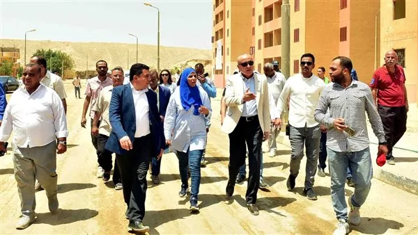 «محافظ الأقصر» يطلع على آخر المستجدات في مشروع الإسكان الاجتماعي بالطود (صور) «محافظ الأقصر» يطلع على آخر المستجدات في مشروع الإسكان الاجتماعي بالطود (صور)