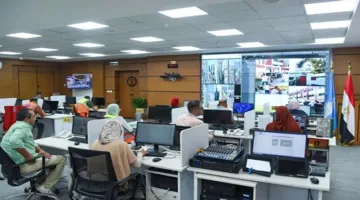 محافظ الإسكندرية يشرف على اليوم الثاني من انتخابات الشيوخ من مركز العمليات