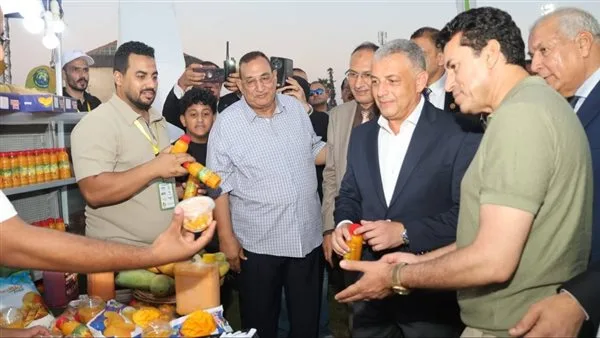 محافظ الإسماعيلية يزور سوق أنواع المانجو في القرية الأوليمبية محافظ الإسماعيلية يزور سوق أنواع المانجو في القرية الأوليمبية