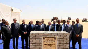 محافظ الإسماعيلية يشارك في تدشين مشروعين هنديين في مجال الصناعات المعدنية