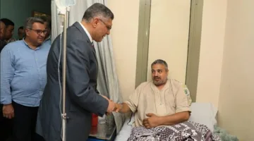 محافظ الجيزة يزور شهاب عبدالعزيز بطل إنقاذ فتاة المنيب للاطمئنان على صحته