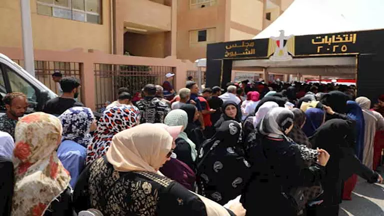 محافظ القاهرة يزور لجنة مدرسة تحيا مصر 1 الإعدادية للبنات في الأسمرات محافظ القاهرة يزور لجنة مدرسة تحيا مصر 1 الإعدادية للبنات في الأسمرات