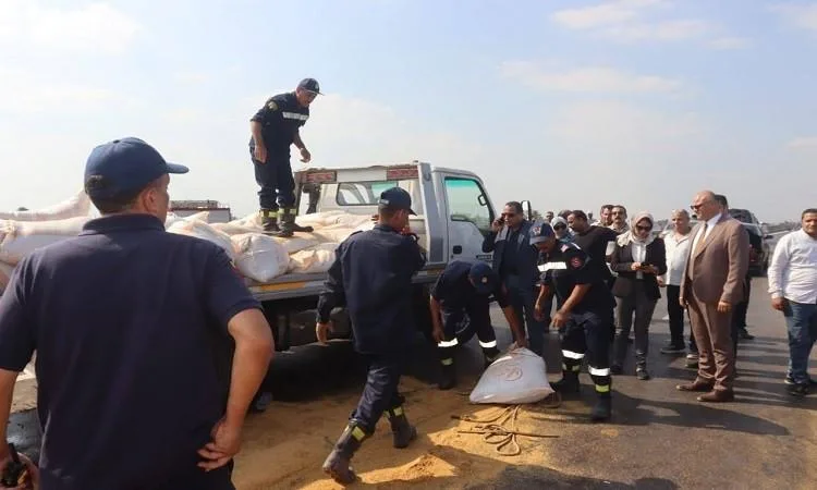 محافظ القليوبية يتخذ إجراءات لإزالة تداعيات حادث سير على طريق شبرا بنها الحر محافظ القليوبية يتخذ إجراءات لإزالة تداعيات حادث سير على طريق شبرا بنها الحر