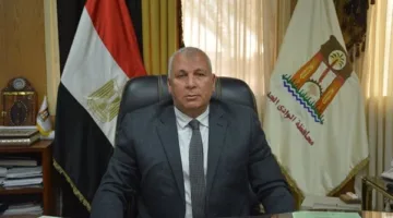 محافظ الوادي الجديد يناقش إنشاء المركز التكنولوجي الخاص بالمحافظة
