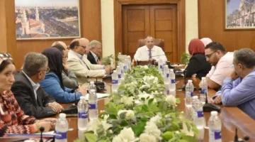 محافظ بورسعيد يتباحث مع رئيس الشركة القابضة للمياه حول آليات التعاون المشترك
