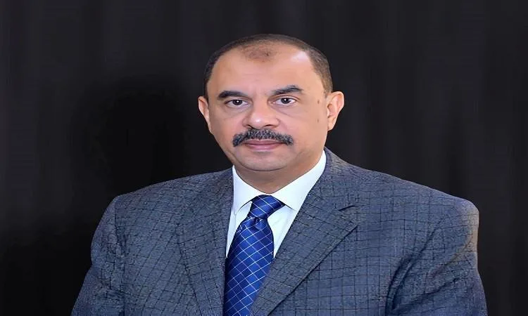 محافظ سوهاج يراقب مستجدات حادث طريق الكريمات محافظ سوهاج يراقب مستجدات حادث طريق الكريمات
