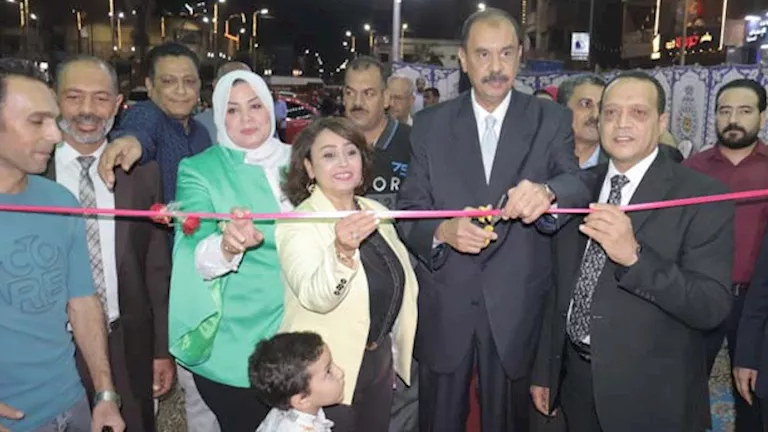 محافظ سوهاج يطلق فعالية “أهلًا مدرستي” مع تخفيضات تصل إلى 50% (صور) محافظ سوهاج يطلق فعالية “أهلًا مدرستي” مع تخفيضات تصل إلى 50% (صور)