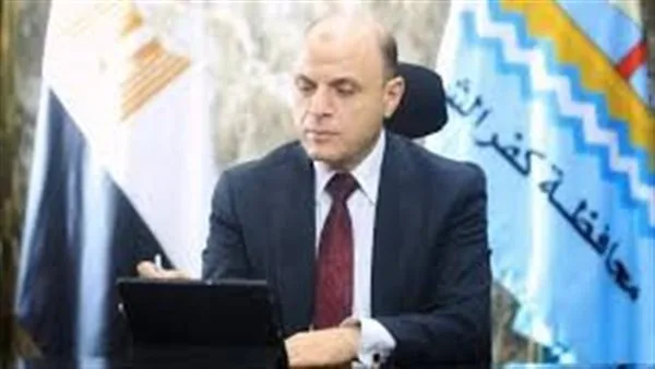محافظ كفر الشيخ يوزع 20 عقد تقنين لأراضي الدولة على المستفيدين محافظ كفر الشيخ يوزع 20 عقد تقنين لأراضي الدولة على المستفيدين