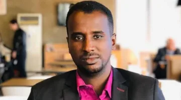 محمد أبوزيد كروم: حين يتجاوز مناوي الحدود مع الدولة والجميع!!