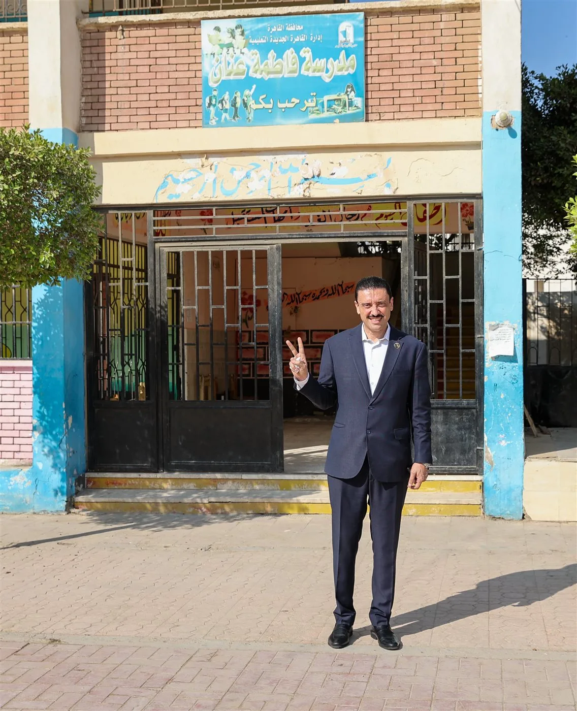 محمد رزق يشارك في التصويت لانتخابات مجلس الشيوخ 2025 (صور) محمد رزق يشارك في التصويت لانتخابات مجلس الشيوخ 2025 (صور)