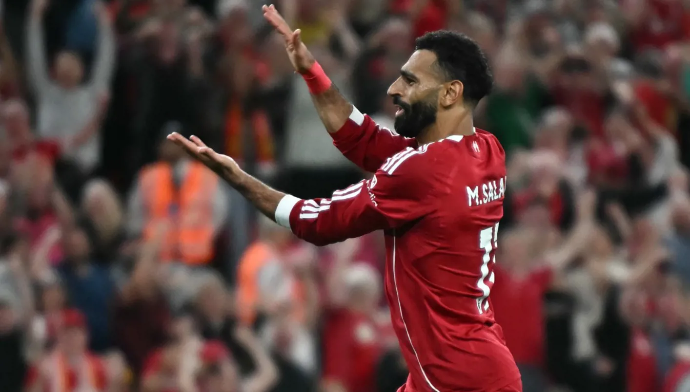 محمد صلاح يقدم هدية لجوتا في حفل افتتاح الدوري الإنجليزي (فيديو) محمد صلاح يقدم هدية لجوتا في حفل افتتاح الدوري الإنجليزي (فيديو)