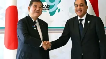 مدبولي يجتمع بنظيره الياباني أثناء قمة “تيكاد 9” لمناقشة تعزيز التعاون الثنائي