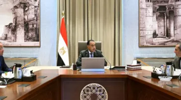 مدبولي يستعرض مشاريع واستثمارات شركة التنمية العمرانية للعاصمة الإدارية