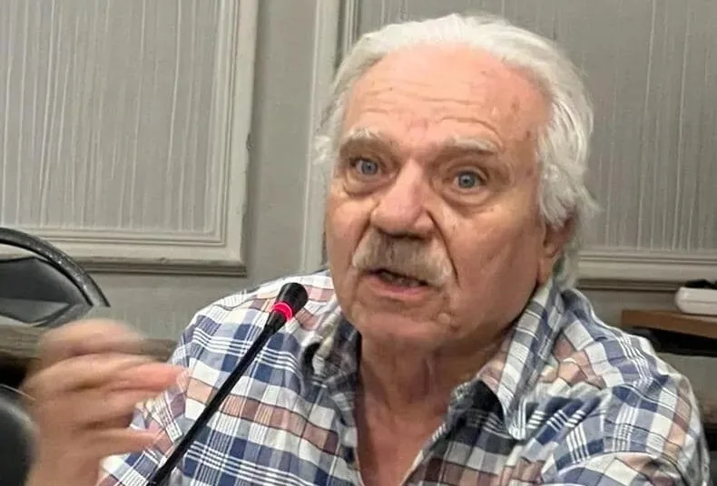 مدحت الزاهد: ننتظر استجابة السلطات الأمنية بشأن طلب تنظيم تظاهرة أمام سفارة الاحتلال مدحت الزاهد: ننتظر استجابة السلطات الأمنية بشأن طلب تنظيم تظاهرة أمام سفارة الاحتلال