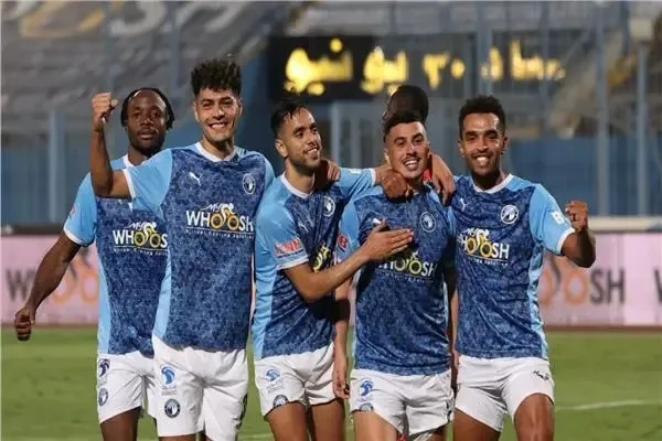 مروان حمدي يقود فريق بيراميدز في لقاء ودي ضد سيراميكا كليوباترا مروان حمدي يقود فريق بيراميدز في لقاء ودي ضد سيراميكا كليوباترا