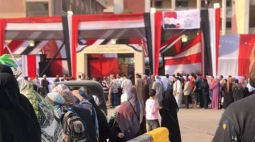مروحة تسقط على رئيسة اللجنة أثناء التصويت ونقلها إلى المستشفى في المنوفية