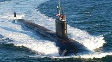 مسؤول أمريكي سابق يحذر من قرار ترامب المتعلق بالغواصات النووية: لا يعلم العواقب