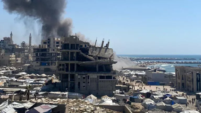 مسؤول إسرائيلي: أعمال الجيش في غزة تعتبر جريمة وإبادة ضد الإنسانية مسؤول إسرائيلي: أعمال الجيش في غزة تعتبر جريمة وإبادة ضد الإنسانية